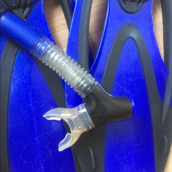 U.S. Divers Full Snorkel Set Large Like 🆕 - Picture 3 of 9